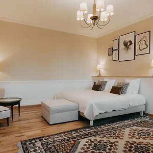 4* Couette-café Le Domaine Des Marcoujans